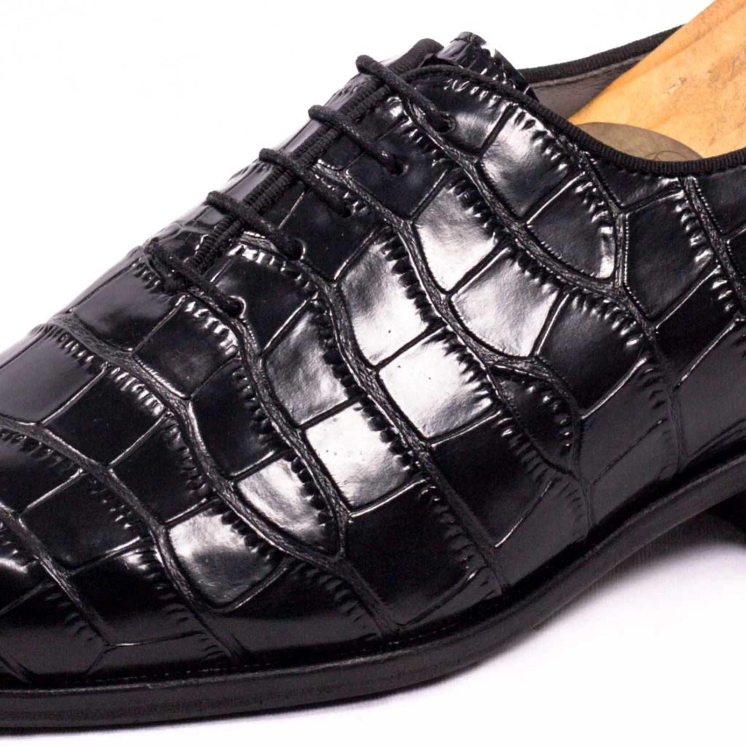 CAIMAN | BLACK CROCO LACE UP