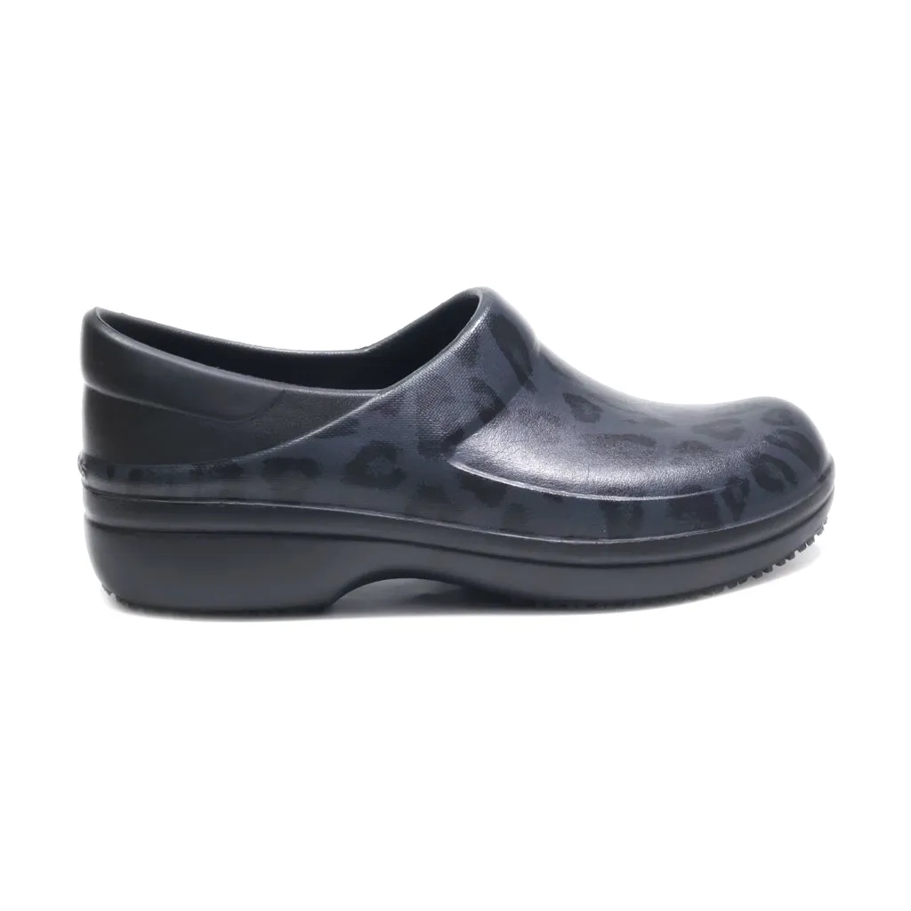 Crocs Clogs Eva Black Colour For Women