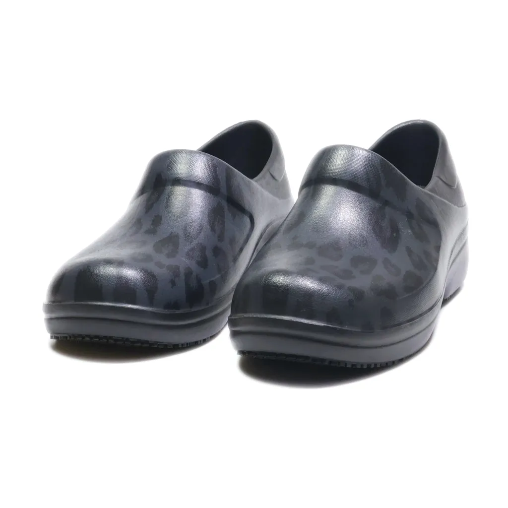 Crocs Clogs Eva Black Colour For Women