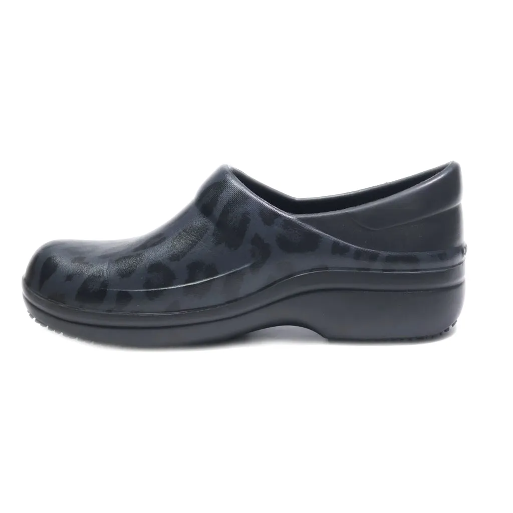 Crocs Clogs Eva Black Colour For Women