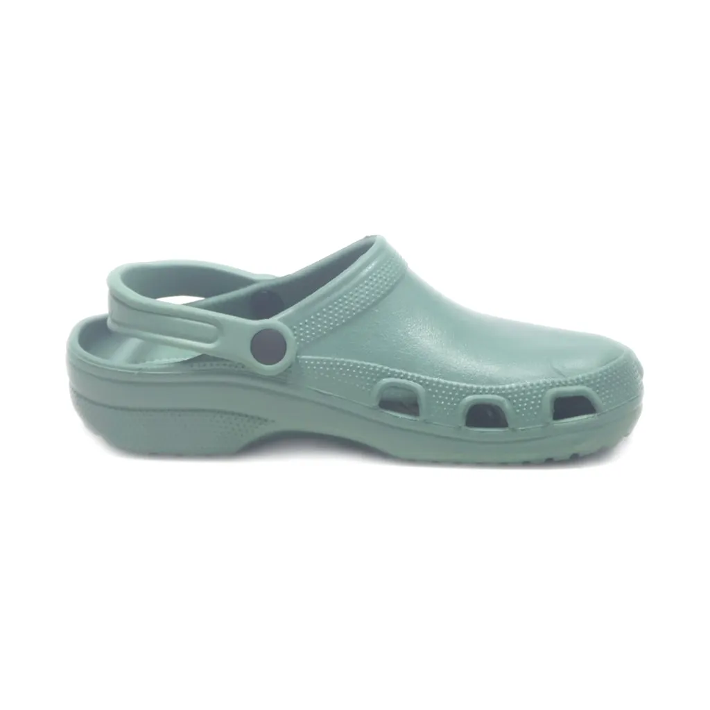 Crocs Relief Clogs Rubber Green Colour For Men