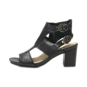 Earthies Mid-Heel Shoes Leather Black Colour For Women