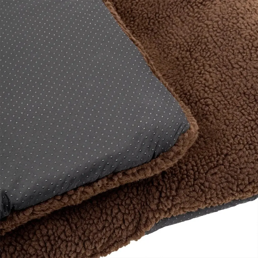 Fleece Dog Blanket by Blaser