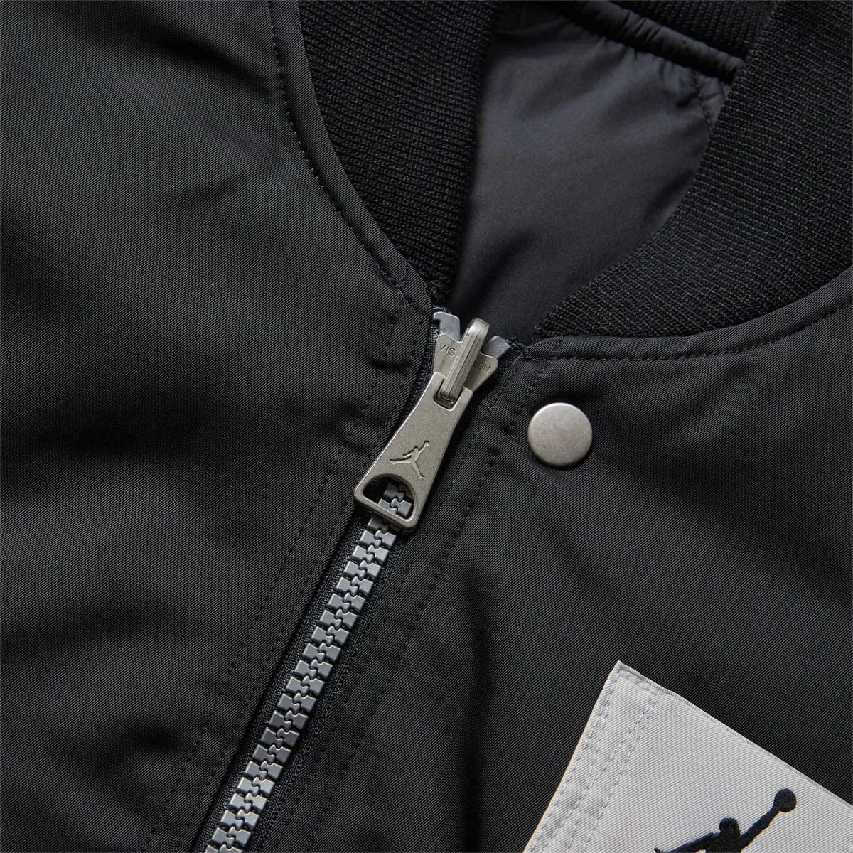 JORDAN ESSENTIALS ZIP