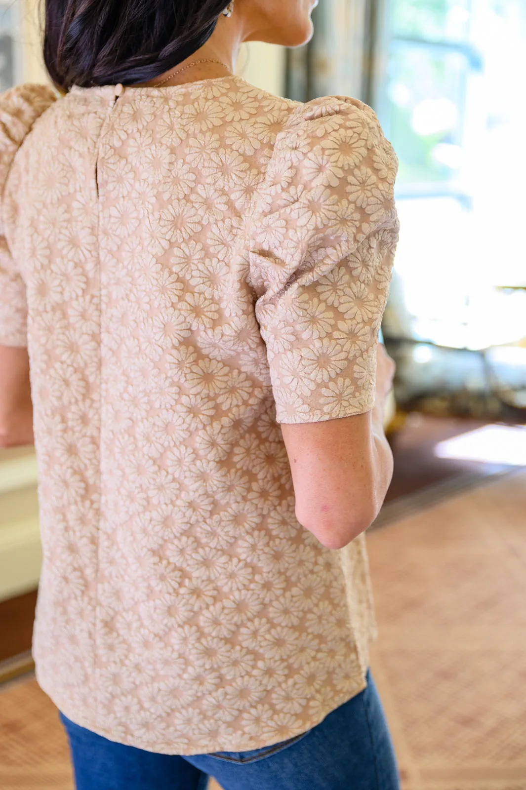 Kelsi Jacquard Puff Sleeve Top In Tan