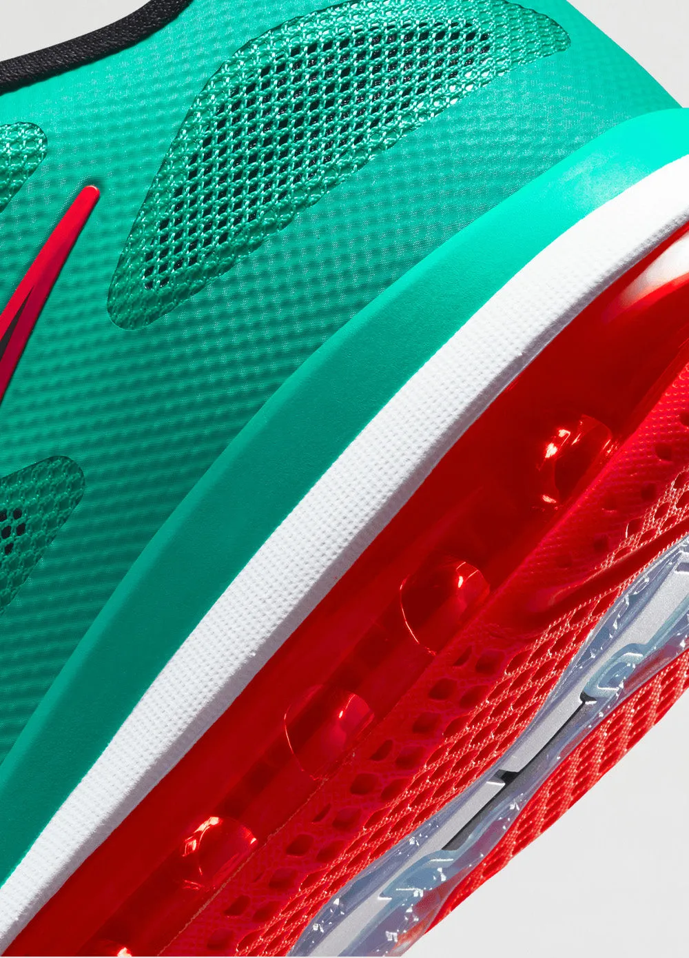 LeBron 9 Low 'Reverse Liverpool' Sneakers