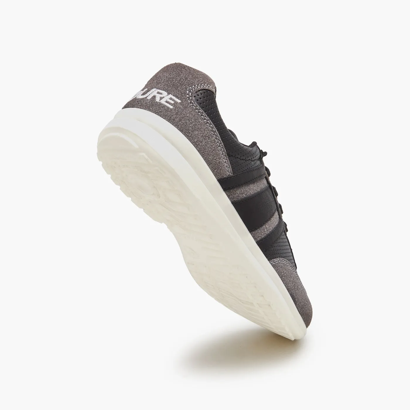 Men's Athletic Closed Shoe