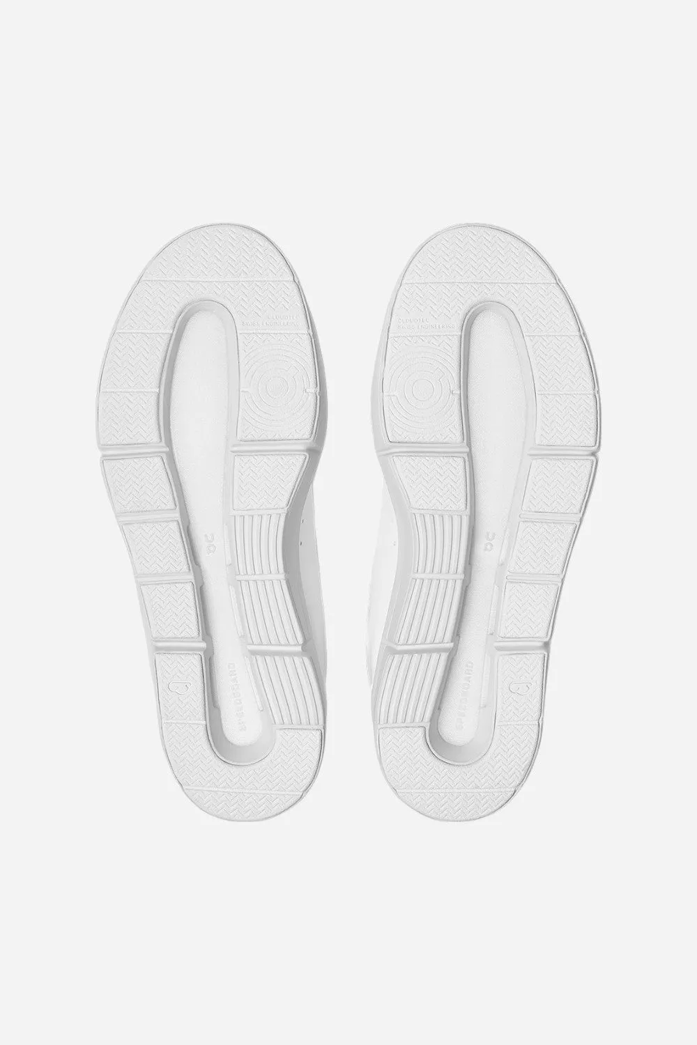 ON Running Women's Roger Advantage 2 in White/Undyed