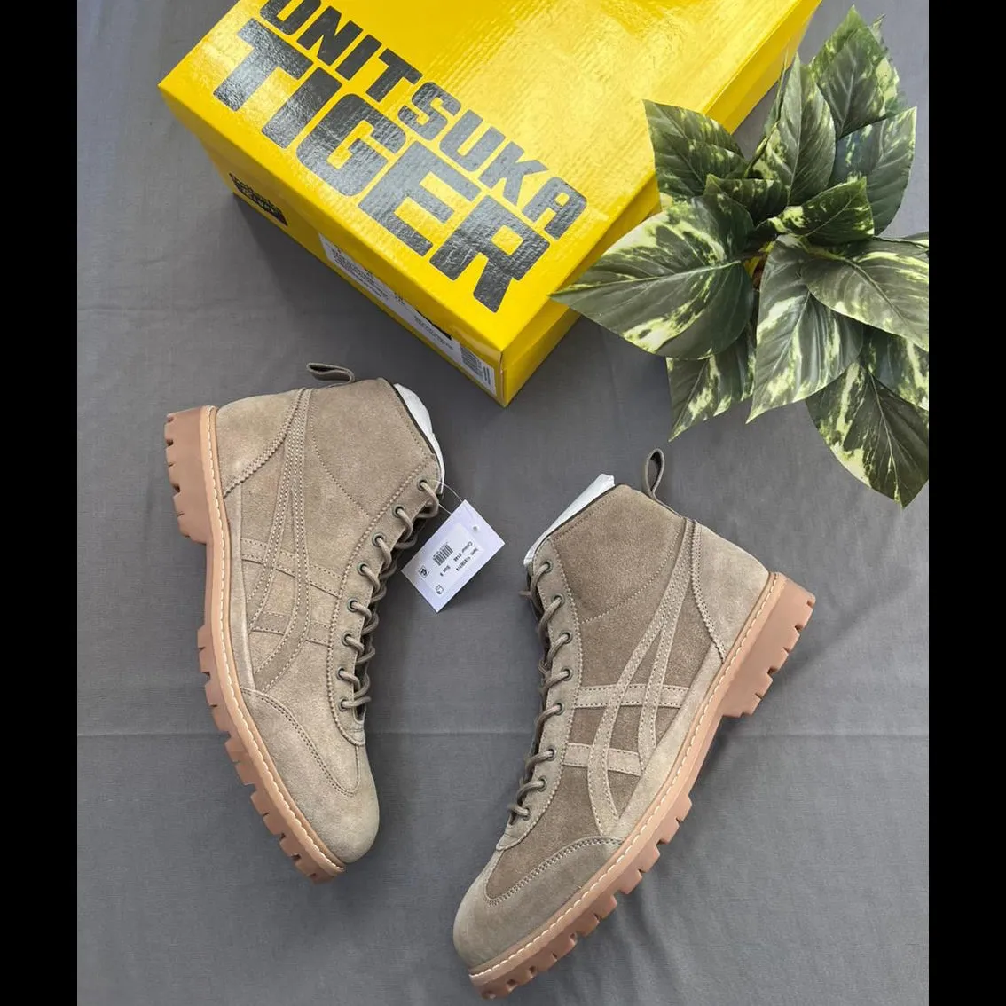 ONITSUKA TIGER Leather Boot First Copy Shoes