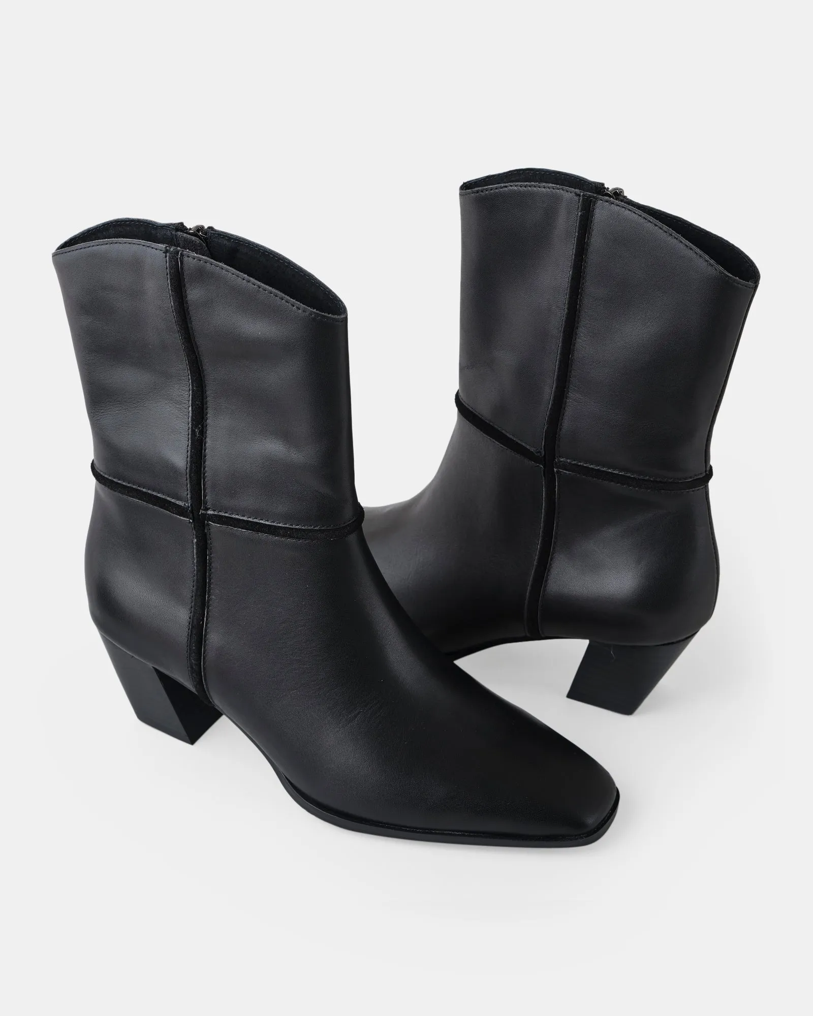 Ulla Leather Boot - Black